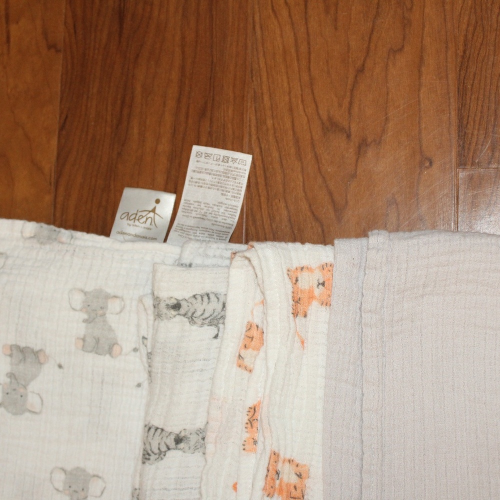 Swaddle Bundle - Picture 3 of 6